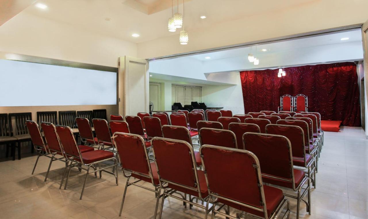 Treebo Trend Golden Nest Otel Thane Dış mekan fotoğraf