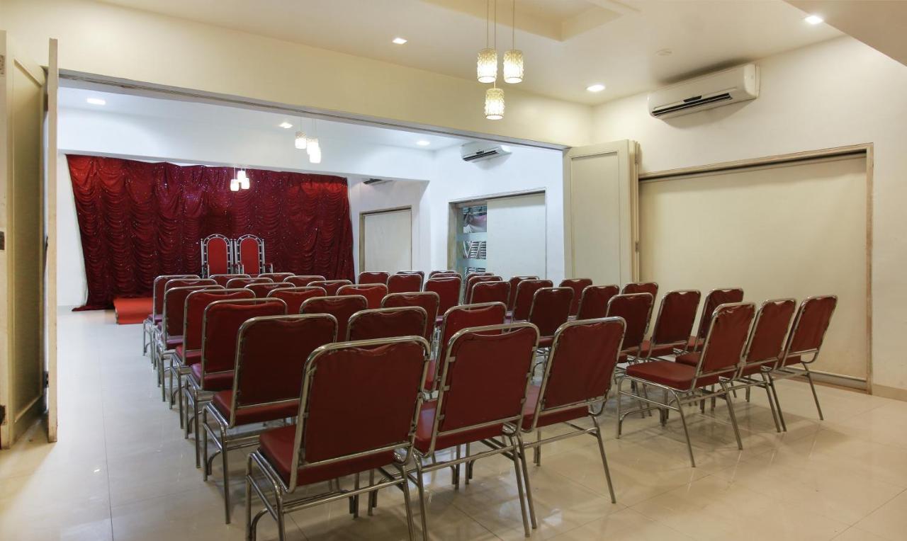 Treebo Trend Golden Nest Otel Thane Dış mekan fotoğraf